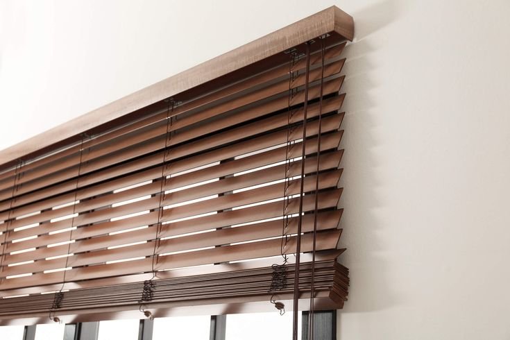 wood venetian blinds dubai